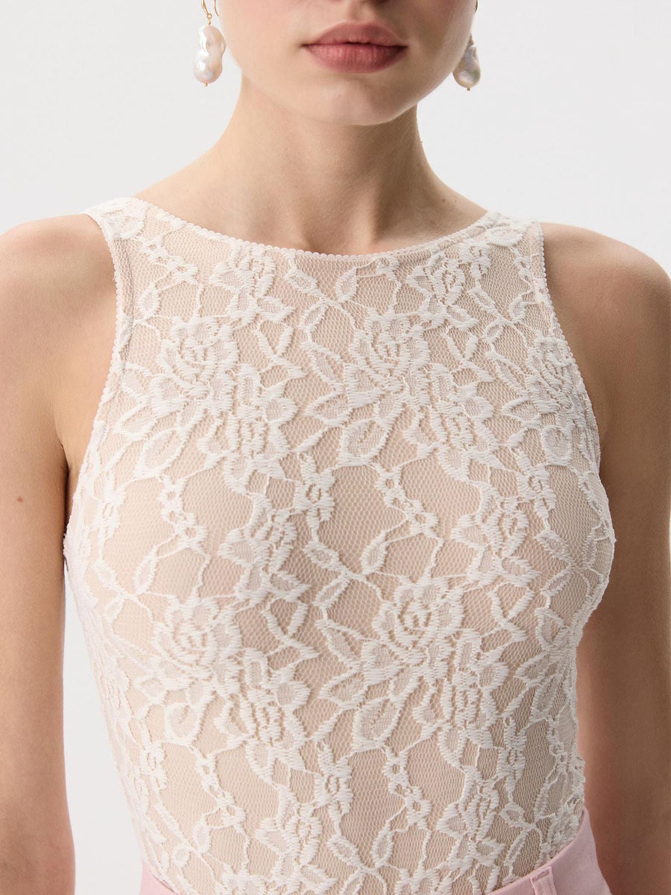 1e8a1684-3e25-4eb8-8742-5653929c10e8-Max